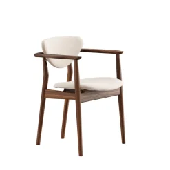 109 Armchair, valnød af Finn Juhl