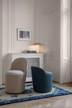 5321 bordlampe fra GUBI