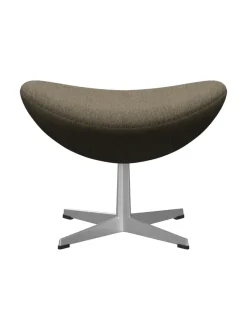 3127 Fodskammel til Ægget af Arne Jacobsen stofgr. 2