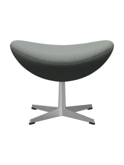 3127 Fodskammel til Ægget af Arne Jacobsen stofgr. 2