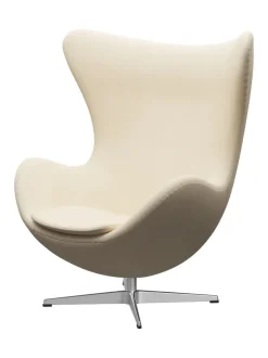 3316 Ægget af Arne Jacobsen læder