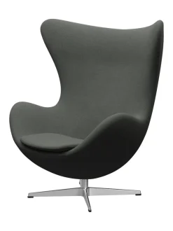 3316 Ægget af Arne Jacobsen læder
