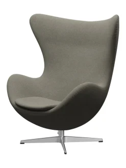 3316 Ægget af Arne Jacobsen læder