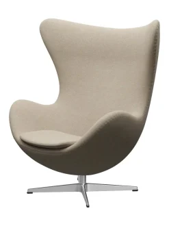 3316 Ægget af Arne Jacobsen læder