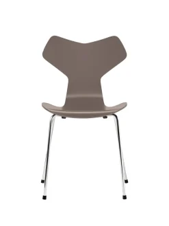 3130 Grand Prix stol lakeret af Arne Jacobsen