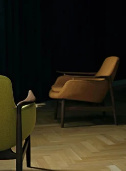 53 Lænestol, eg klar olie af Finn Juhl