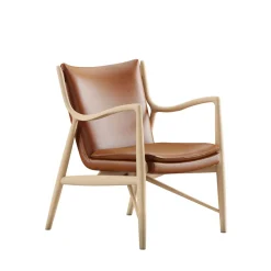 45 Lænestol, eg klar olie af Finn Juhl