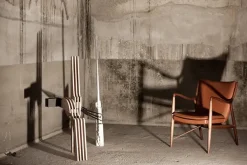 45 Lænestol, eg olie af Finn Juhl