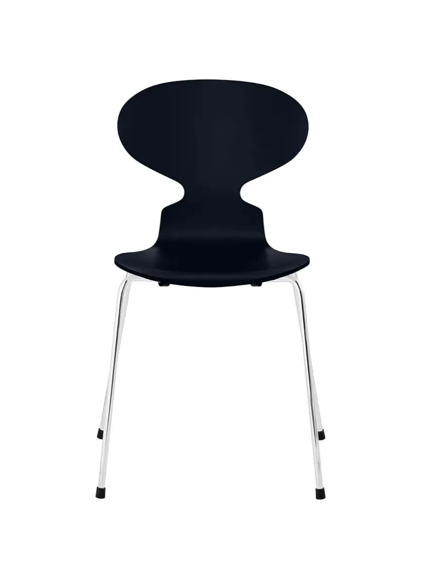 3101 Myren Stol lakeret af Arne Jacobsen