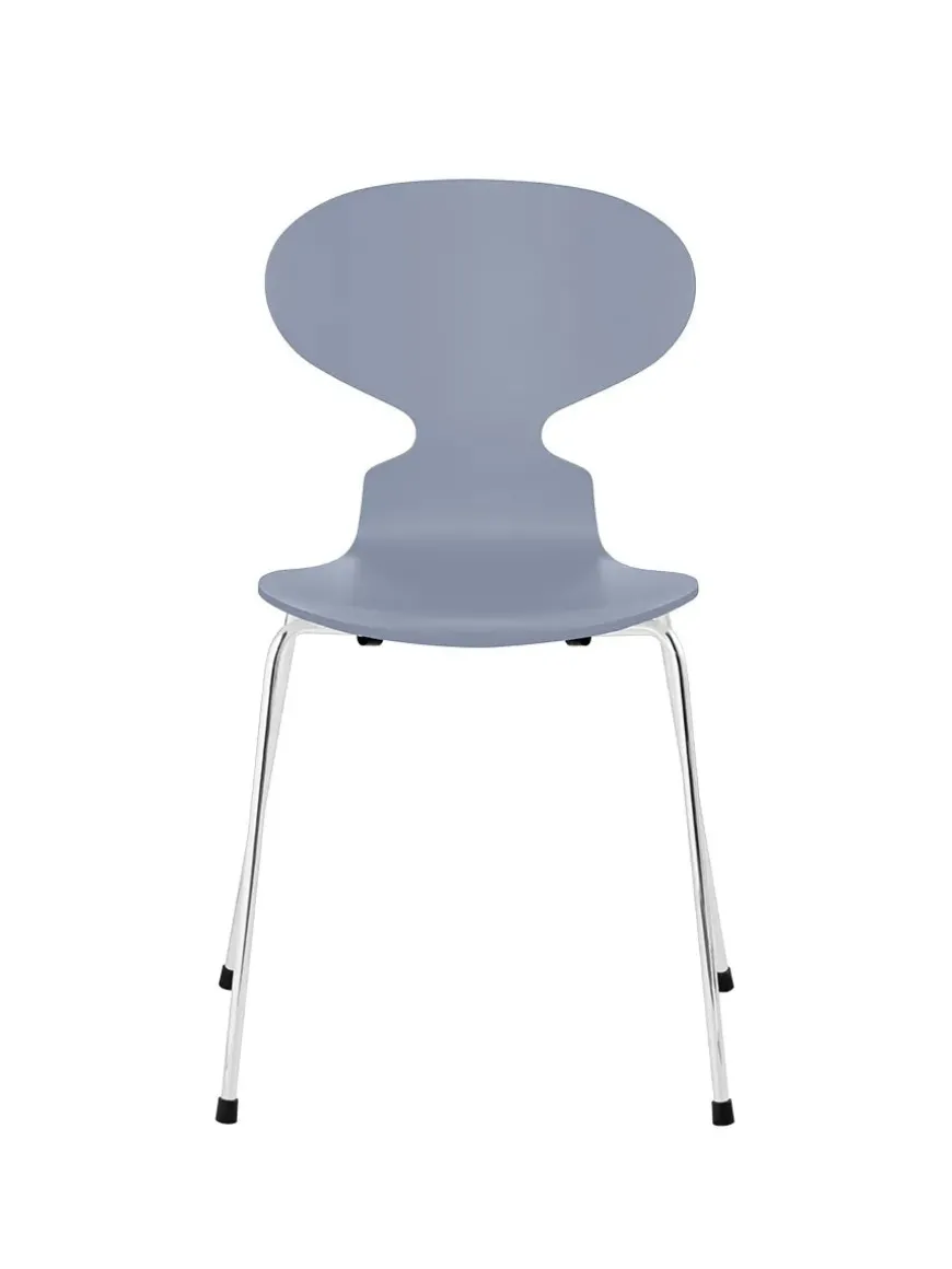 3101 Myren Stol lakeret af Arne Jacobsen