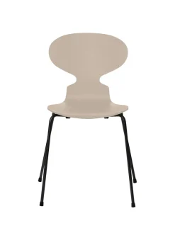 3101 Myren Stol lakeret af Arne Jacobsen