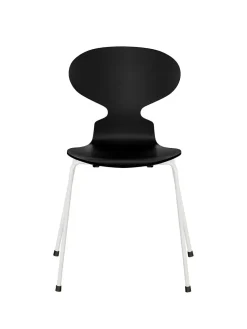 3101 Myren Stol lakeret af Arne Jacobsen