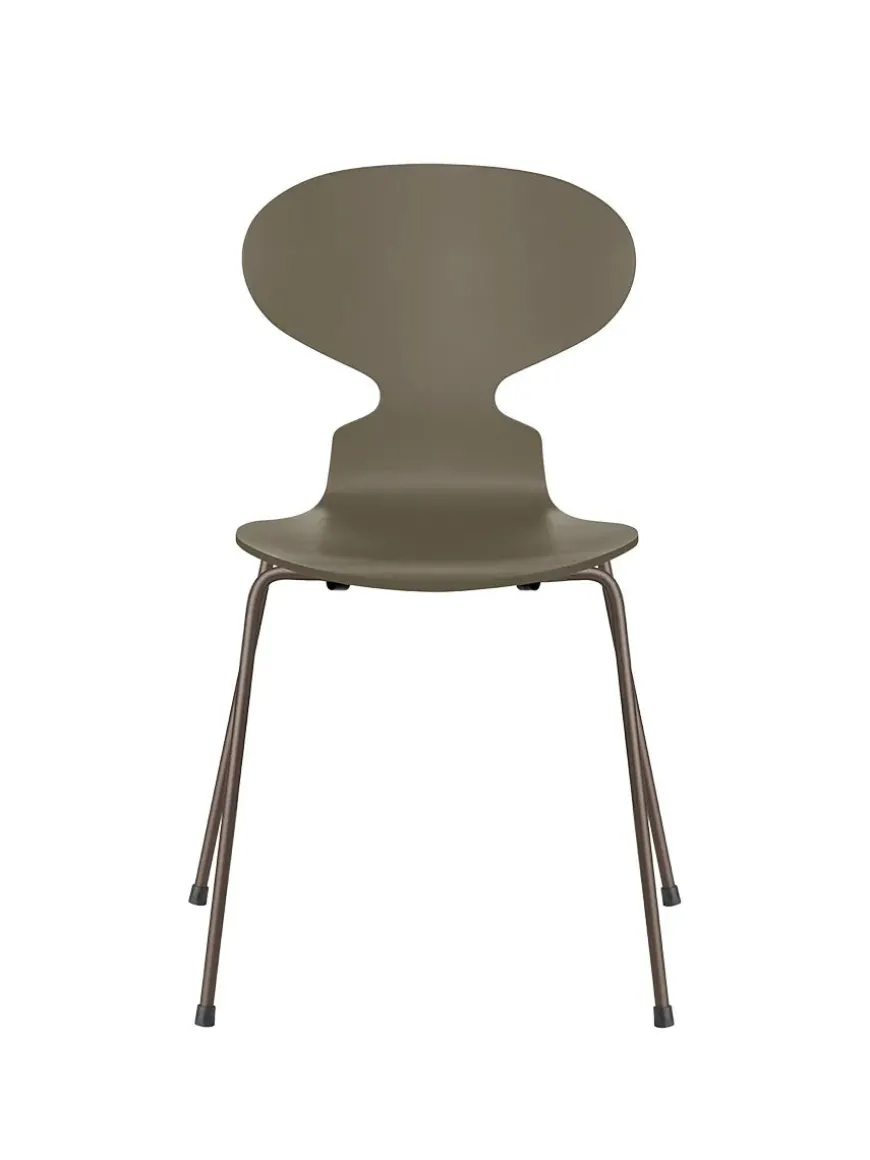3101 Myren Stol lakeret af Arne Jacobsen