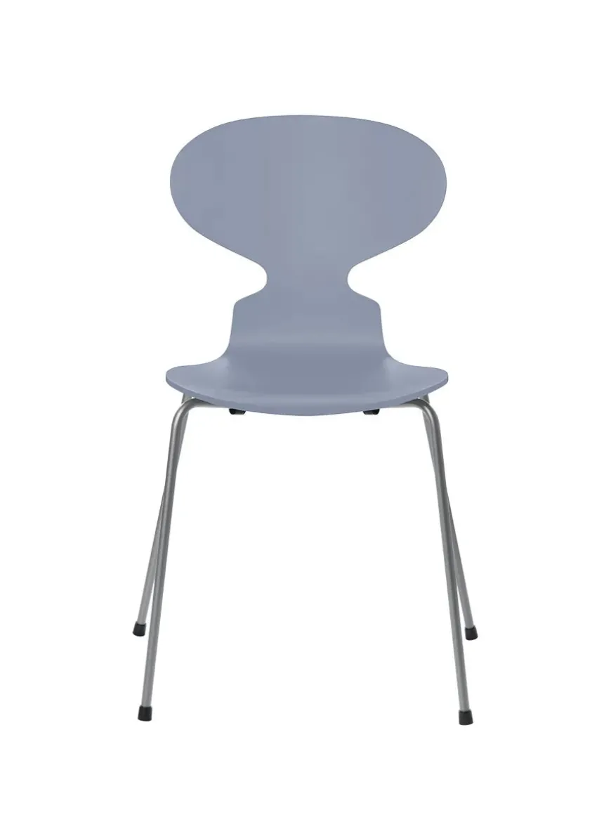 3101 Myren Stol lakeret af Arne Jacobsen