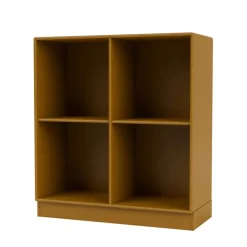 1112 reol inkl. sokkel fra Montana