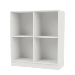 1112 reol inkl. sokkel fra Montana