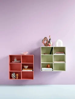 1113 reol inkl. sokkel fra Montana