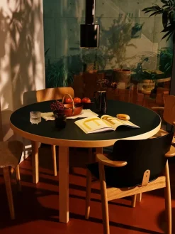 Aalto Table Round, Ø75 cm fra Artek