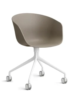 About a Chair AAC52 Forsidepolstret, hvid skal fra Hay