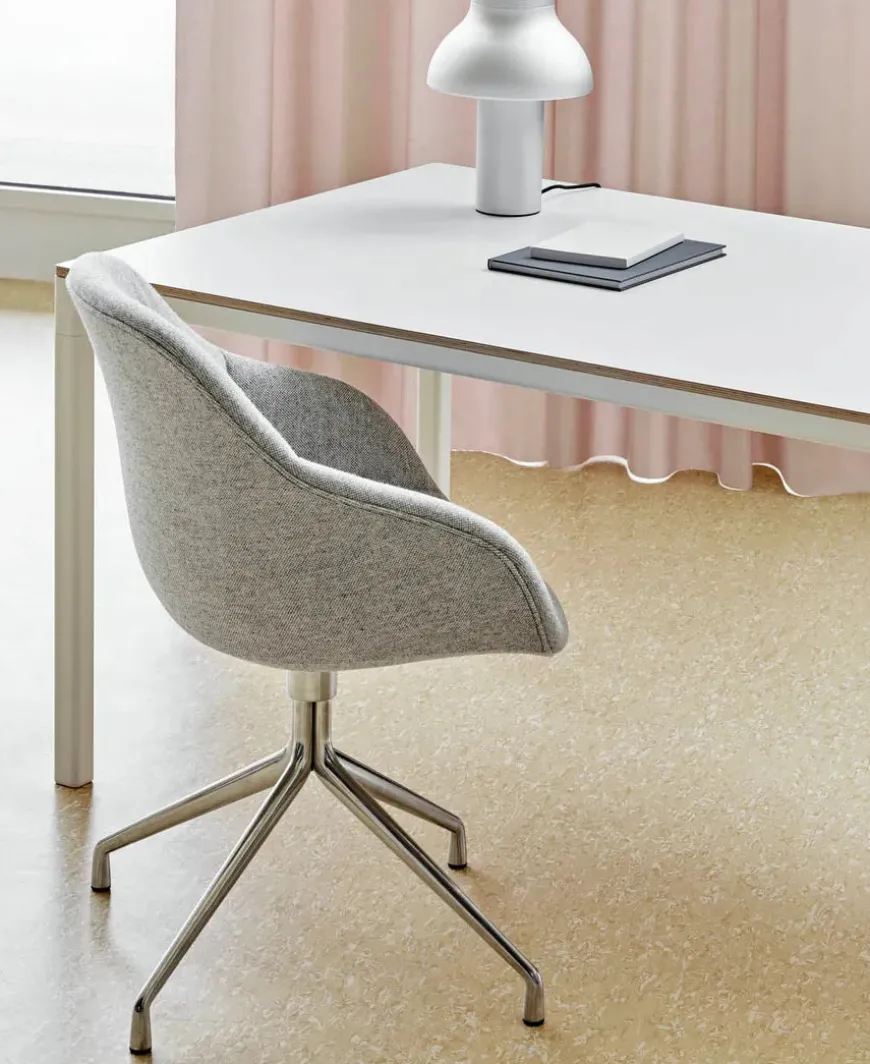 About a Chair AAC123 fra Hay