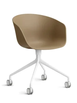 About a Chair AAC53 fra Hay