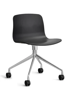 About a Chair AAC15 fra Hay