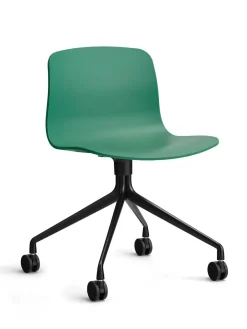 About a Chair AAC15 fra Hay