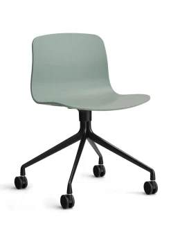 About a Chair AAC15 fra Hay