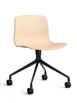 About a Chair AAC14 fra Hay