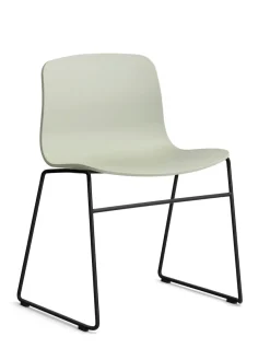 About a Chair AAC09 fra Hay