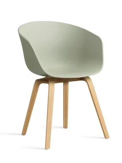 About a Chair AAC22 fra Hay