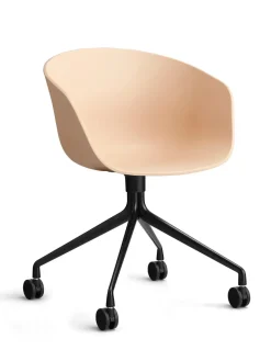 About a Chair AAC52 fra Hay