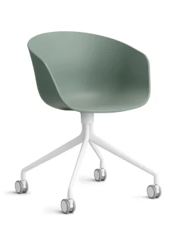 About a Chair AAC52 fra Hay