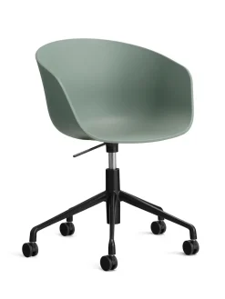 About a Chair AAC52 fra Hay