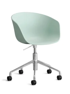 About a Chair AAC52 fra Hay