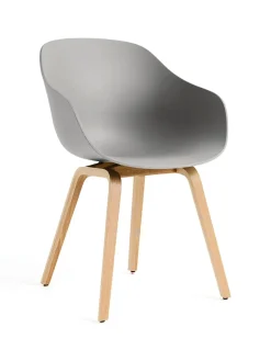 About a Chair AAC121 fra Hay