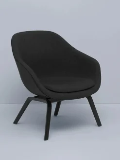 About a Lounge Chair low AAL81 fra Hay