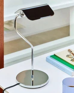 Apex Table Lamp fra Hay