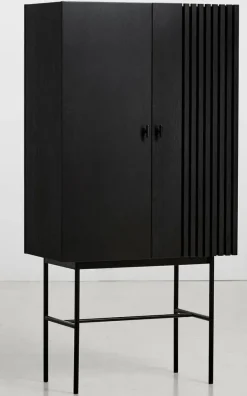Array Highboard fra Woud