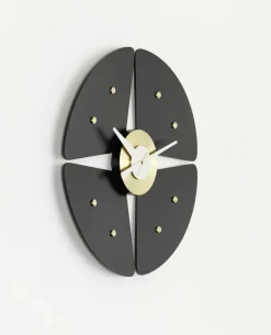 Asterisk Clock fra Vitra