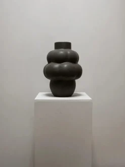 Balloon Vase 04, ceramic fra Louise Roe