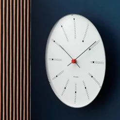 Bankers club vægur af Arne Jacobsen (Ø: 29)