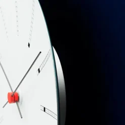 Bankers club vægur af Arne Jacobsen (Ø: 21)