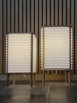 Bee Hive Bordlampe, medium fra Le Klint