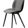 Beetle Chair, forsidepolstret, sort skal fra GUBI