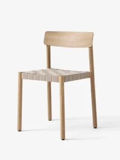 Betty TK1 spisebordsstol fra &Tradition