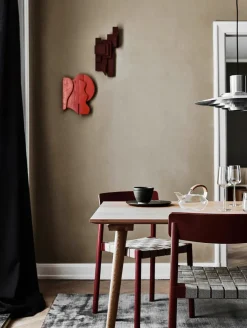 Betty TK1 spisebordsstol fra &Tradition