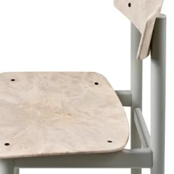 BM3162 Conscious stol, Light fra Mater