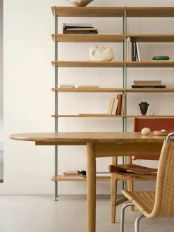 BM0121 Spisebord, olieret eg af Børge Mogensen