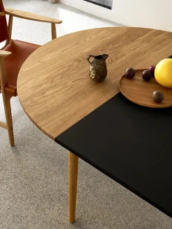 BM0121 Spisebord, olieret eg af Børge Mogensen